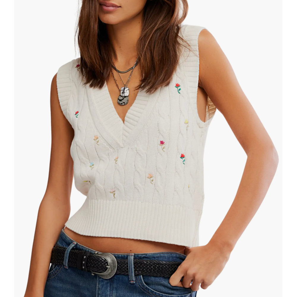 FREE PEOPLE IVORY PLUMERIA FLORAL EMBROIDERED V-NECK CABLE KNIT SWEATER VEST M